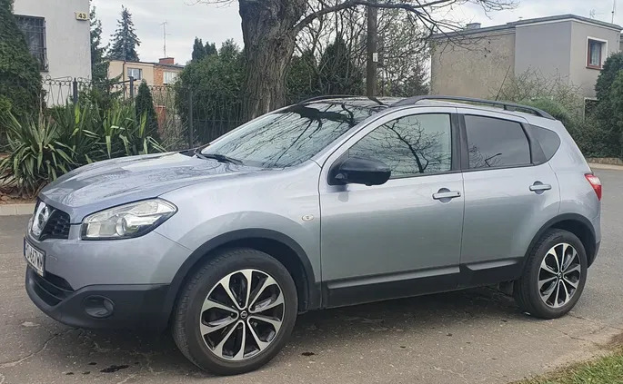 warmińsko-mazurskie Nissan Qashqai cena 42000 przebieg: 249000, rok produkcji 2013 z Poznań